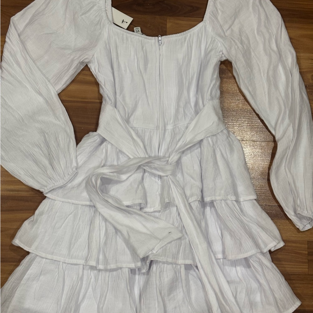 FINAL SALE 🤍 NWT Francesca’s White Tiered Mini Dress (XS) - Picture 5 of 5